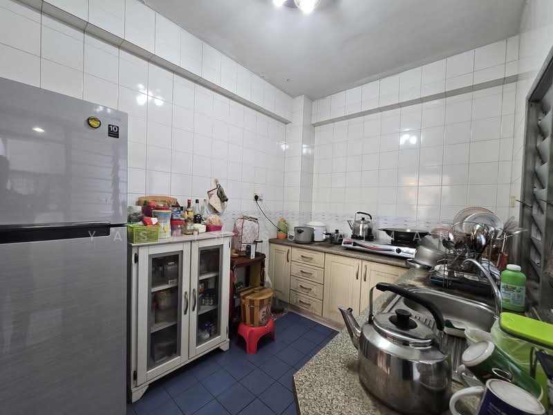 Kondominium untuk Dijual di Kemuncak Shah Alam - Yasmin Sulaiman - Kitchen - PropertyGuru.com.my