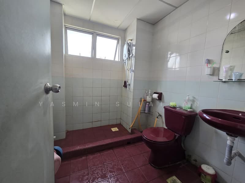 Kondominium untuk Dijual di Kemuncak Shah Alam - Yasmin Sulaiman - Bathroom - PropertyGuru.com.my