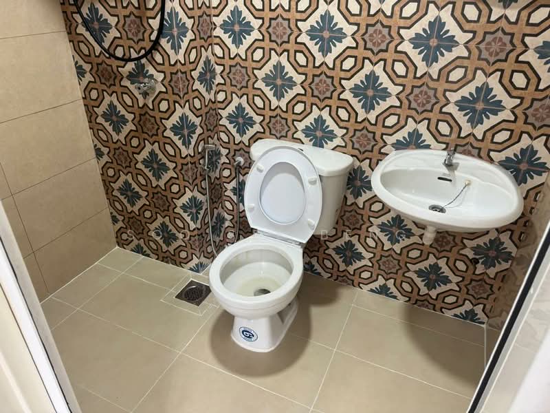 Condominium for Rent at Perdana Exclusive - Soo See Beng - Bathroom - PropertyGuru.com.my