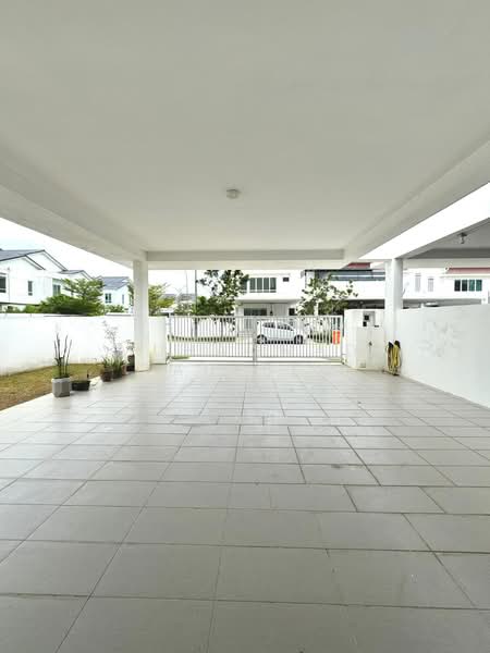 Rumah Teres 2 Tingkat untuk Disewa di Bandar Sri Sendayan (Negeri Sembilan) - Muhammad Taufeeq - Exterior - PropertyGuru.com.my