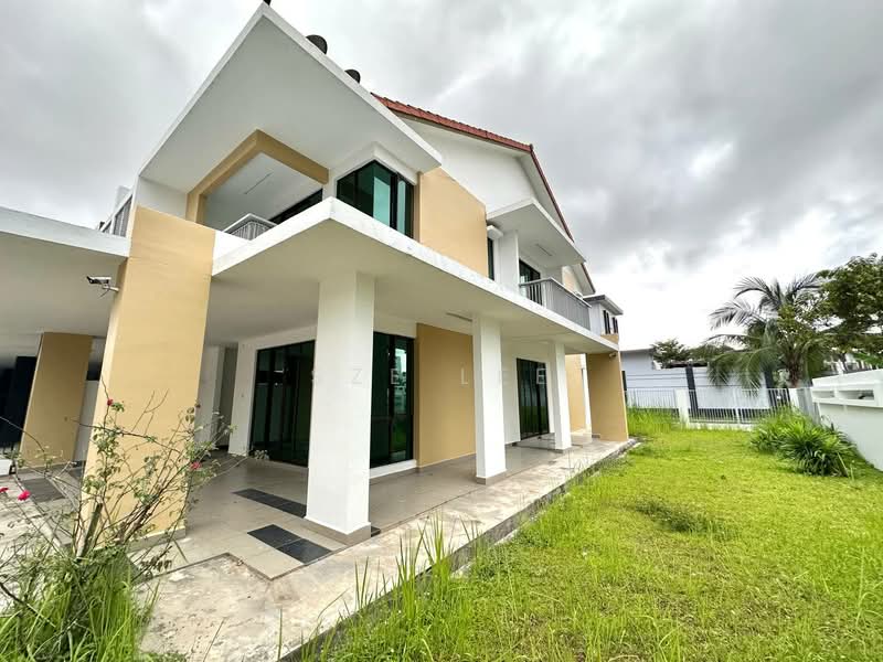 2-storey Terraced House for Sale in Bandar Dato Onn (Tebrau) - Sze Lee - Exterior - PropertyGuru.com.my