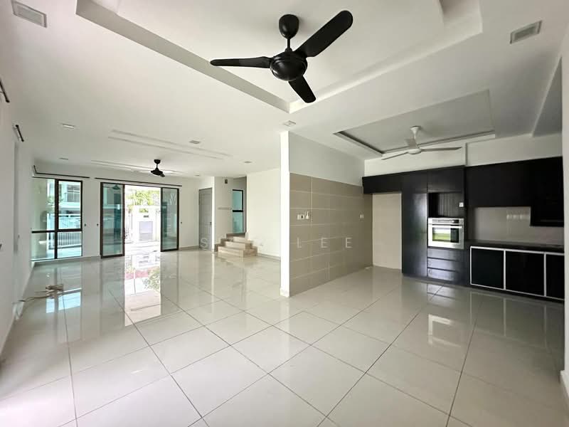 2-storey Terraced House for Sale in Bandar Dato Onn (Tebrau) - Sze Lee - Living Room - PropertyGuru.com.my