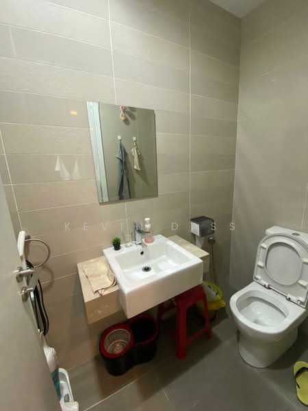 Service Residence for Sale at Serviced Residence @ Binjai 8 - Kevin Dass - Bathroom - PropertyGuru.com.my