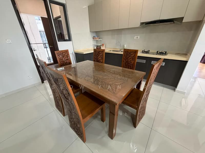 Condominium for Rent at Royal Strand @ Country Garden Danga Bay - Siow Yan Er - Dining Room - PropertyGuru.com.my