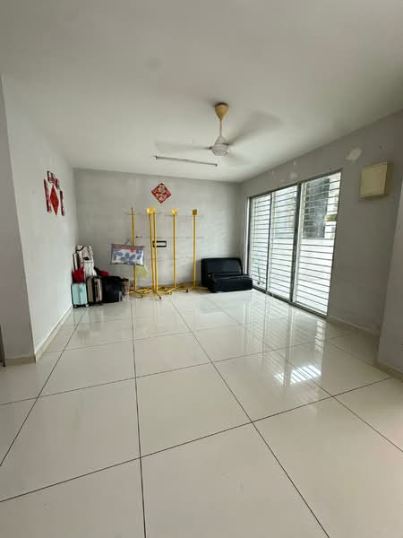 Terraced House for Sale in Bandar Baru Kuala Selangor (Kuala Selangor) - May Tan - Living Room - PropertyGuru.com.my