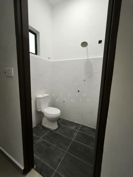 Semi-Detached House for Sale in Kampung Jalan Kebun (Shah Alam) - Nazrin Hakimin - PropertyGuru.com.my