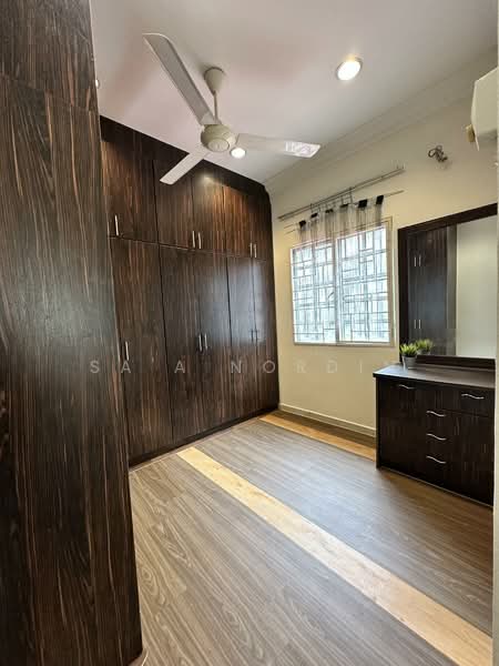 Semi-Detached House for Sale in Bukit Bandaraya (Shah Alam) - Sa'a Nordin - Bedroom - PropertyGuru.com.my