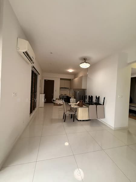 Condominium for Rent at Royal Strand @ Country Garden Danga Bay - Raymond Kong - Living Room - PropertyGuru.com.my