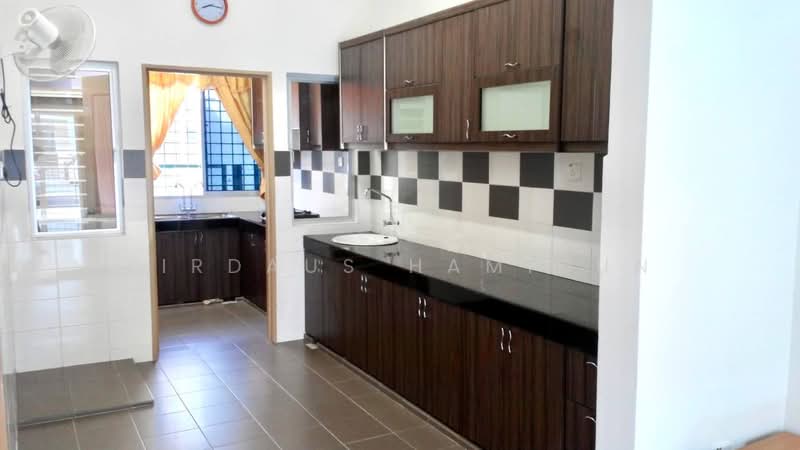 2-storey Terraced House for Sale in Sungai Buloh (Selangor) - Firdaus Hamidun - Kitchen - PropertyGuru.com.my