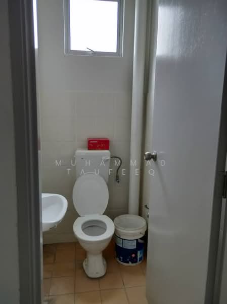 Warehouse for Rent in Senawang (Negeri Sembilan) - Muhammad Taufeeq - Bathroom - PropertyGuru.com.my
