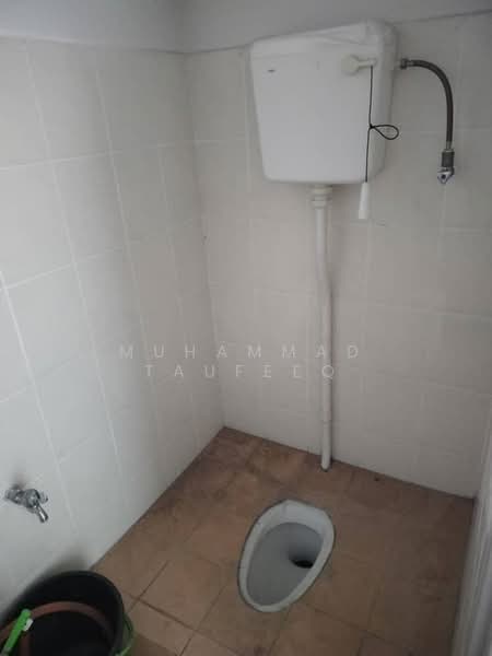 Warehouse for Rent in Senawang (Negeri Sembilan) - Muhammad Taufeeq - Bathroom - PropertyGuru.com.my