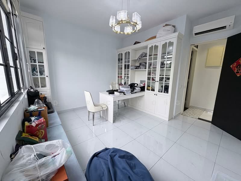 Rumah Teres 2.5 Tingkat untuk Dijual di Iskandar Puteri (Nusajaya) (Johor) - Derrick Wong - Study - PropertyGuru.com.my