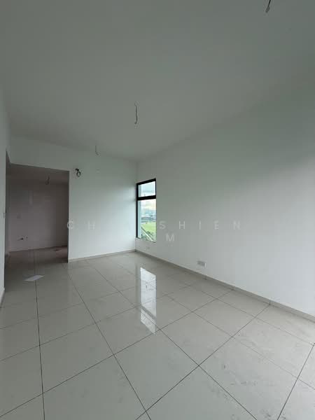 Servis Apartment untuk Dijual di Wave @ Marina Cove - Chia Shien Lim - Living Room - PropertyGuru.com.my