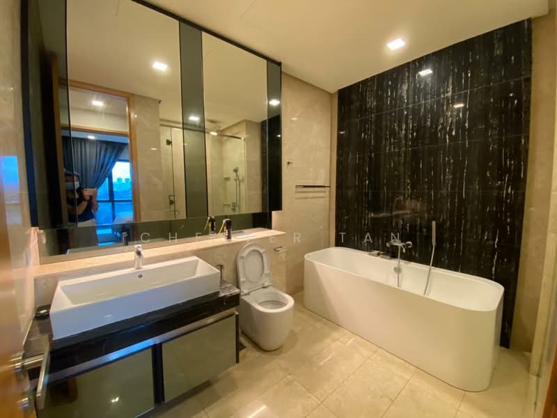 Servis Apartment untuk Disewa di Damansara City Residency (DC Residensi) - Chester Tan - Bathroom - PropertyGuru.com.my