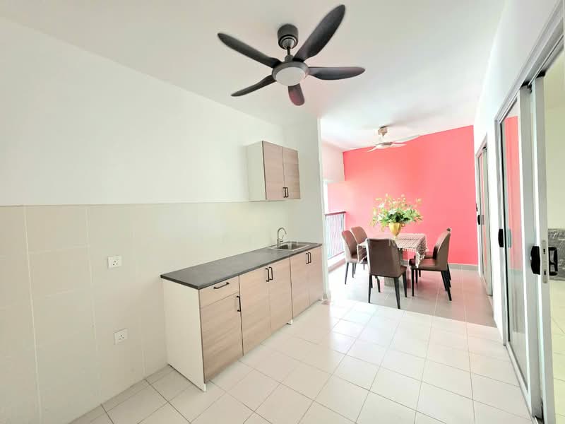 Apartment for Rent at Harmoni Elmina 1 @ City Of Elmina - Hairi Halim - Kitchen - PropertyGuru.com.my