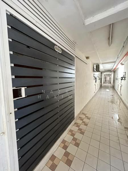Pangsapuri untuk Dijual di Vista Indah Putra - Nazrin Hakimin - Corridor - PropertyGuru.com.my