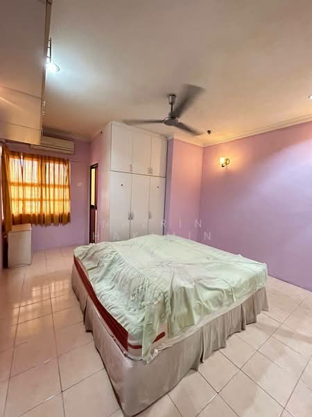 Pangsapuri untuk Dijual di Vista Indah Putra - Nazrin Hakimin - Bedroom - PropertyGuru.com.my