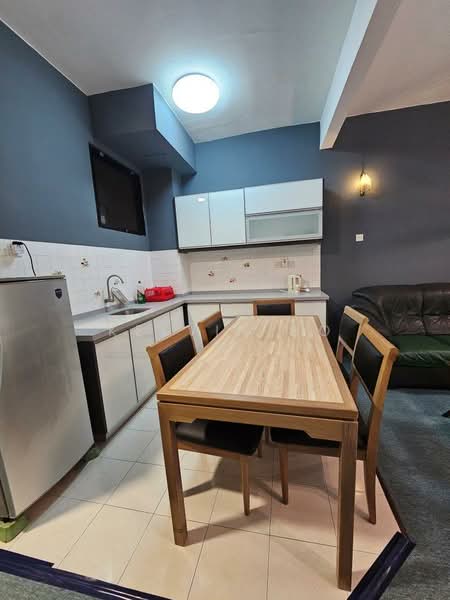 Pangsapuri untuk Disewa di Ramin Apartment - Kelvin Ho - Kitchen - PropertyGuru.com.my