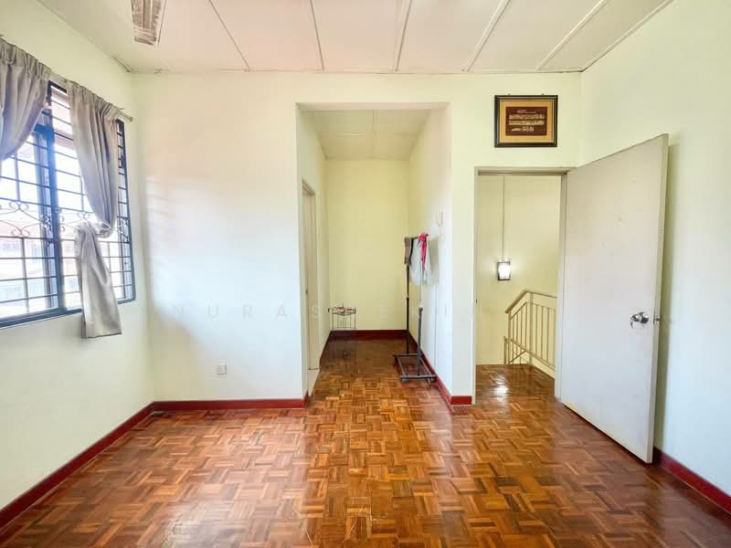 1.5-storey Terraced House for Sale in Taman Impian Putra (Bangi) - Nurashekin . - Interior - PropertyGuru.com.my