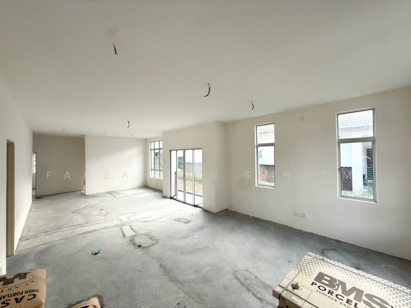 Bungalow for Sale in Bandar Tasik Senangin (Lenggeng) - Fauzan bin Sahrom - Living Room - PropertyGuru.com.my