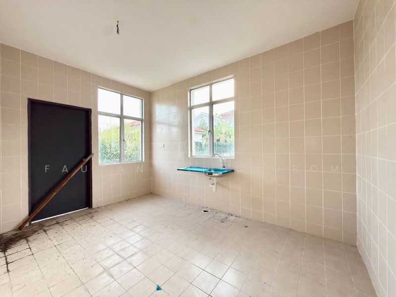 Bungalow for Sale in Bandar Tasik Senangin (Lenggeng) - Fauzan bin Sahrom - PropertyGuru.com.my