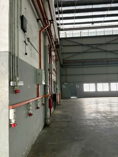 Warehouse for Rent in TAMAN PUCHONG UTAMA (Puchong) - Ah Tan Ng - Interior - PropertyGuru.com.my