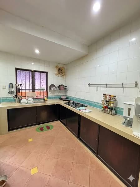 1-storey Terraced House for Rent in Bukit Indah (Iskandar Puteri (Nusajaya)) - Elaine Lau - Kitchen - PropertyGuru.com.my