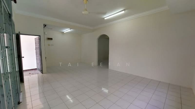 Semi-Detached House for Sale in Taman Melati Layar (Sungai Petani) - Tai Eefan - Living Room - PropertyGuru.com.my