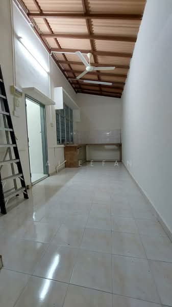 Semi-Detached House for Sale in Taman Melati Layar (Sungai Petani) - Tai Eefan - Kitchen - PropertyGuru.com.my