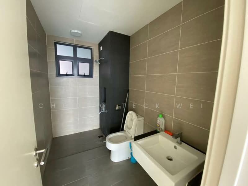 Kondominium untuk Disewa di Ascenda Residence @ Skyarena - Choong Teck Wei - Bathroom - PropertyGuru.com.my