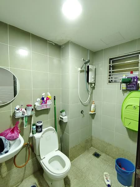 Terraced House for Sale in Kuala Selangor (Selangor) - Nazri Hassan - Bathroom - PropertyGuru.com.my