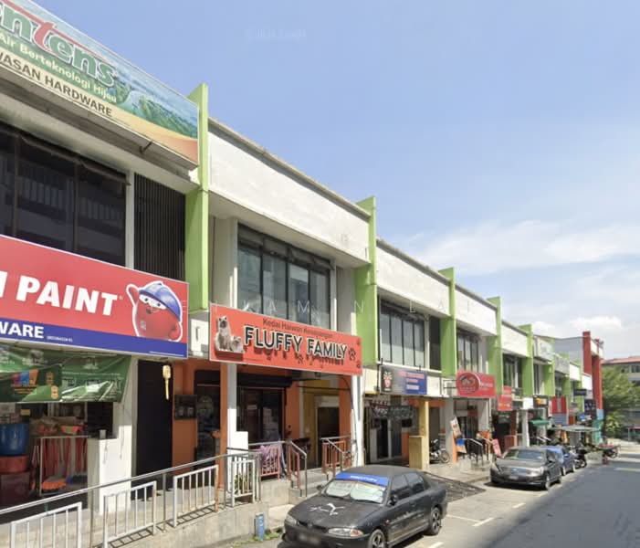 Shop for Rent in Cheras (Kuala Lumpur) - Benjamin Lai - Exterior - PropertyGuru.com.my