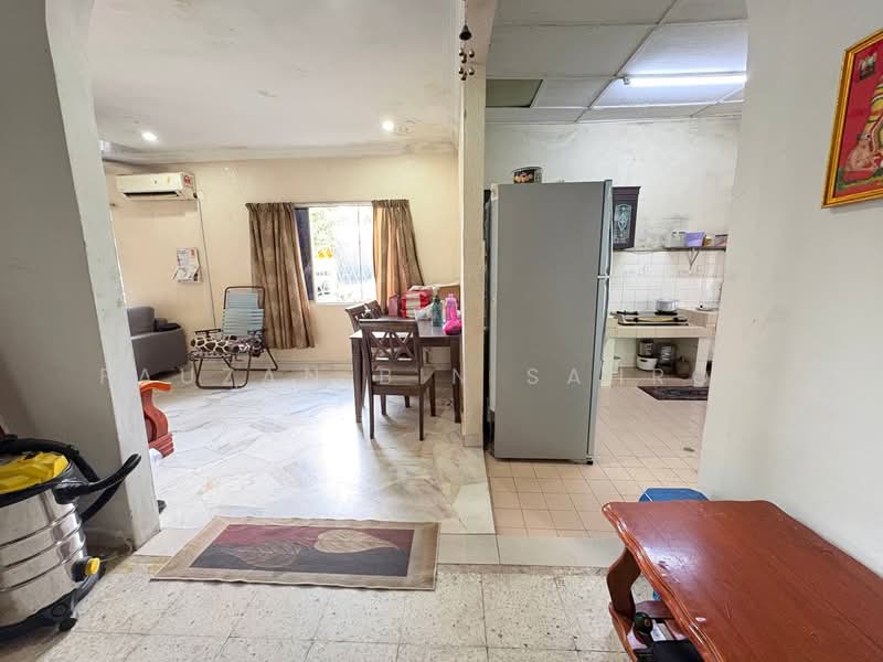 Rumah Teres 1 Tingkat untuk Dijual di Taman Semenyih Jaya (Semenyih) - Fauzan bin Sahrom - Living Room - PropertyGuru.com.my