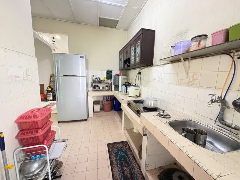 Rumah Teres 1 Tingkat untuk Dijual di Taman Semenyih Jaya (Semenyih) - Fauzan bin Sahrom - Kitchen - PropertyGuru.com.my