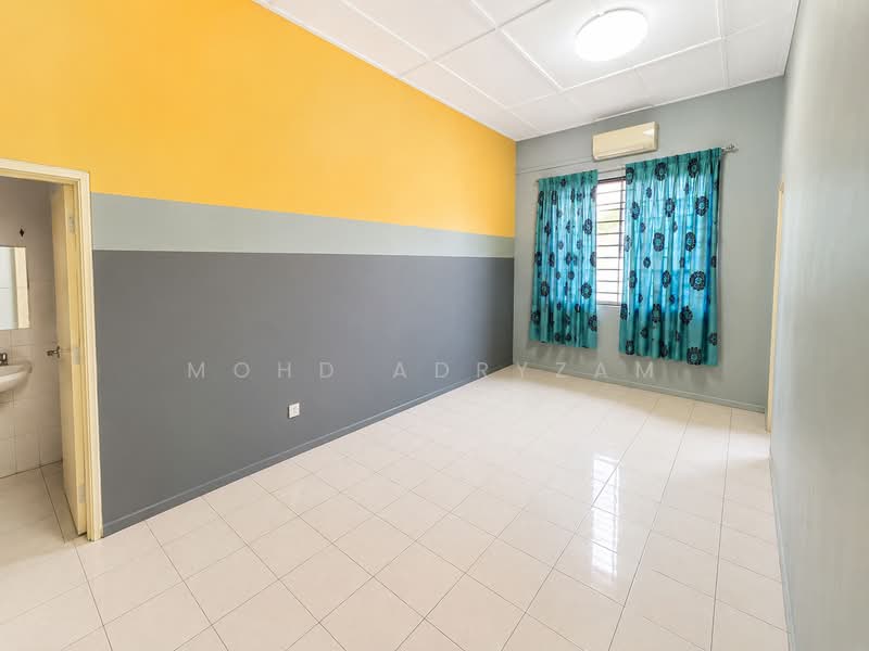2-storey Terraced House for Sale in Alam Budiman (Shah Alam) - Mohd Adryzam - Interior - PropertyGuru.com.my
