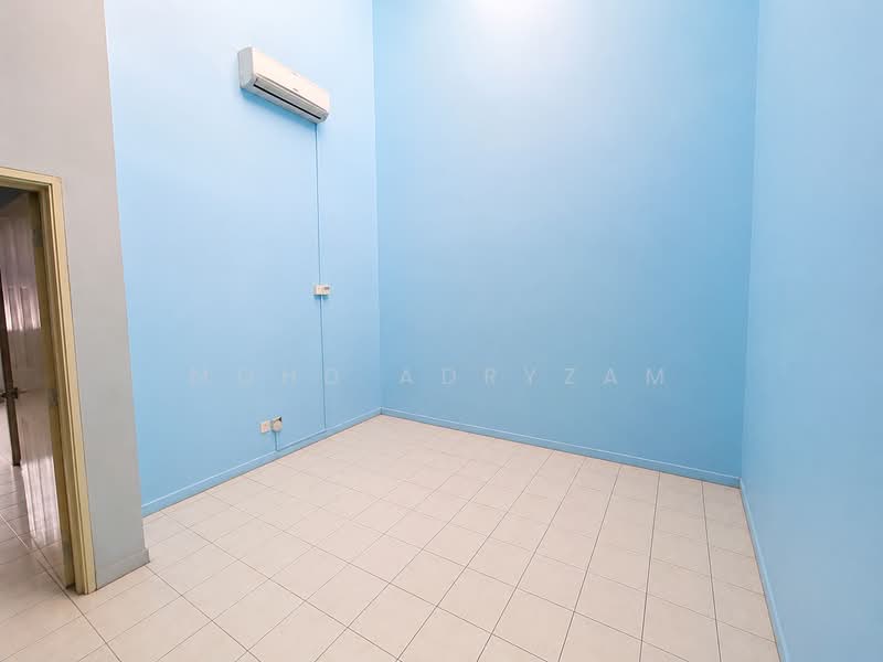 2-storey Terraced House for Sale in Alam Budiman (Shah Alam) - Mohd Adryzam - Interior - PropertyGuru.com.my