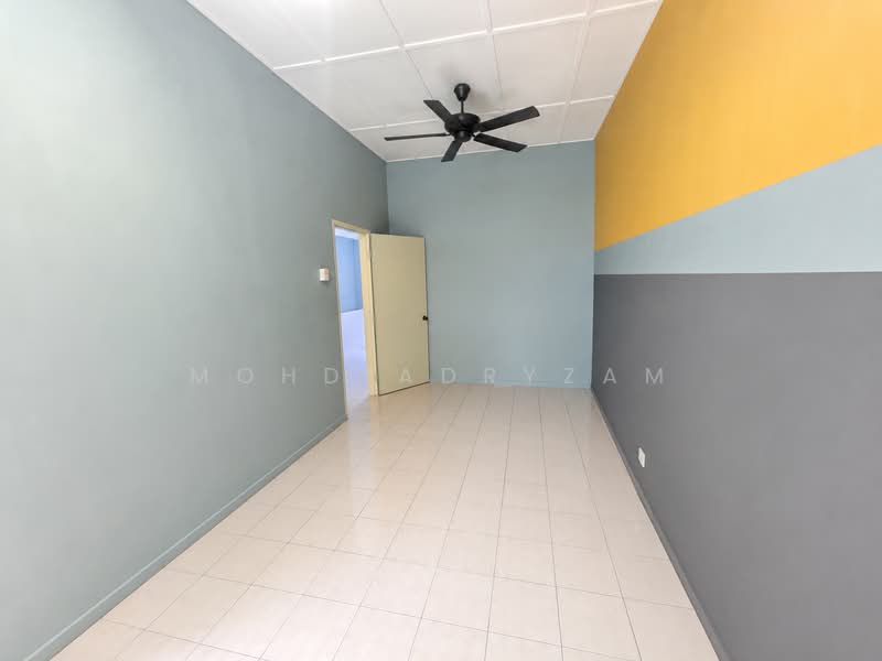 2-storey Terraced House for Sale in Alam Budiman (Shah Alam) - Mohd Adryzam - Interior - PropertyGuru.com.my