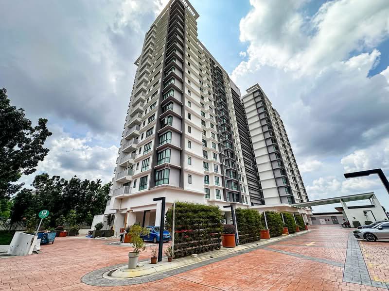 Pangsapuri untuk Dijual di Vista Mahogani @ Saujana Impian - Amzar Faiz - Exterior - PropertyGuru.com.my