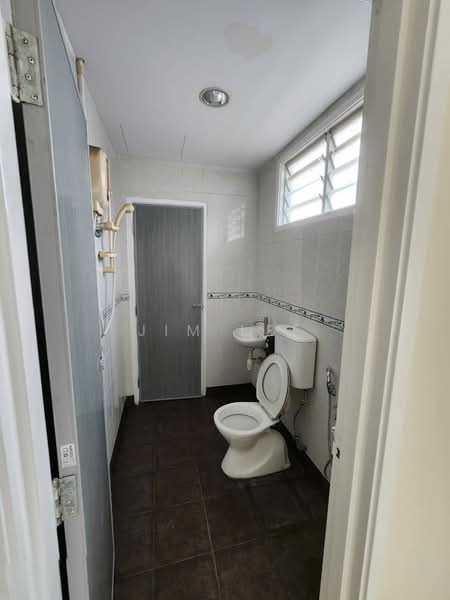 Rumah Bandar untuk Dijual di Segambut (Kuala Lumpur) - Jim Lee - Bathroom - PropertyGuru.com.my