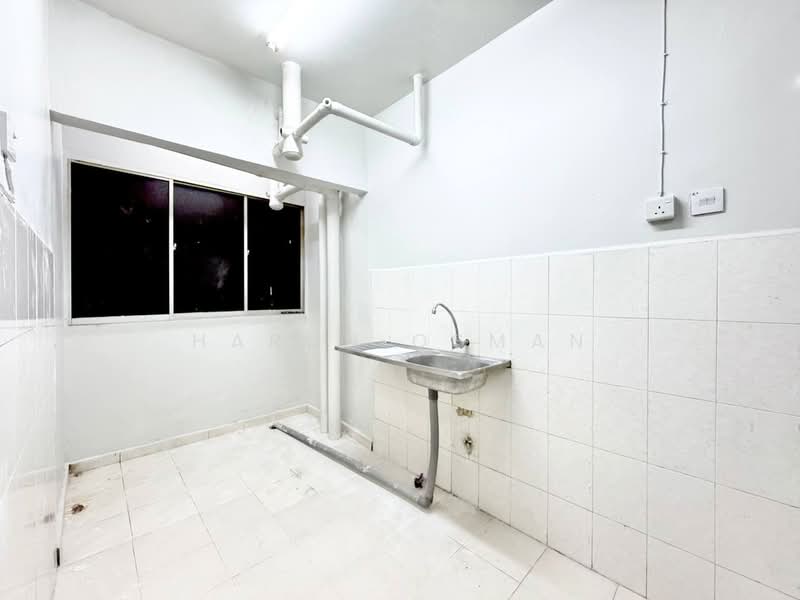 Pangsapuri untuk Dijual di Golden Villa - Harun Osman - Interior - PropertyGuru.com.my