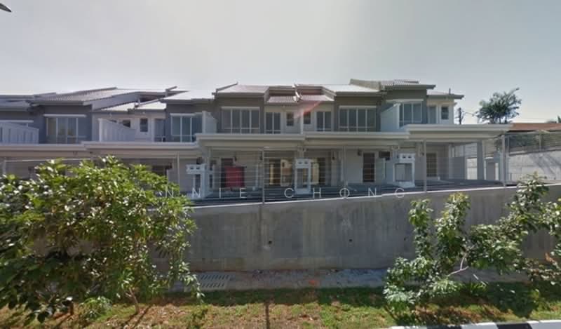 Semi-Detached House for Sale in Kajang (Selangor) - Annie Chong - Exterior - PropertyGuru.com.my