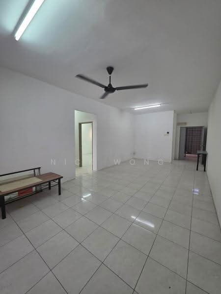 Pangsapuri untuk Disewa di Suria Damansara - Nick Wong - Living Room - PropertyGuru.com.my