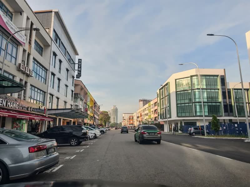 Kedai / Pejabat untuk Disewa di Bandar Baru Permas Jaya (Permas Jaya) - Fiona Nam - Exterior - PropertyGuru.com.my