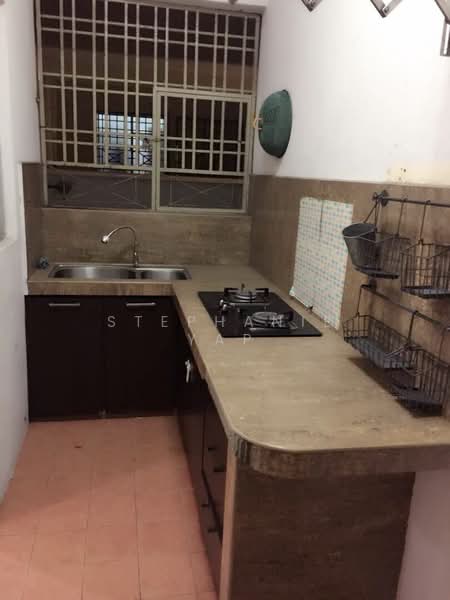 Apartment for Sale at Bayu Villa - Stephanie Yap - Kitchen - PropertyGuru.com.my