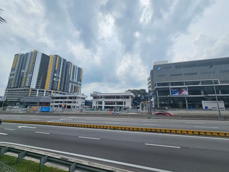 Shop for Sale in Balakong (Selangor) - Adam Puah - Exterior - PropertyGuru.com.my
