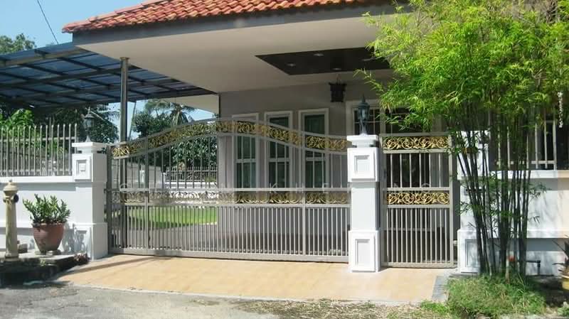2-storey Terraced House for Sale in Batu Maung (Penang) - Chien Khek Ng - Exterior - PropertyGuru.com.my