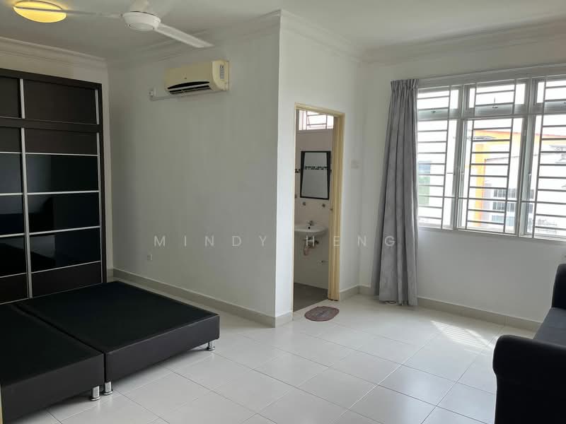 Service Residence for Sale at Tebrau City Residences - Mindy Heng - Bedroom - PropertyGuru.com.my