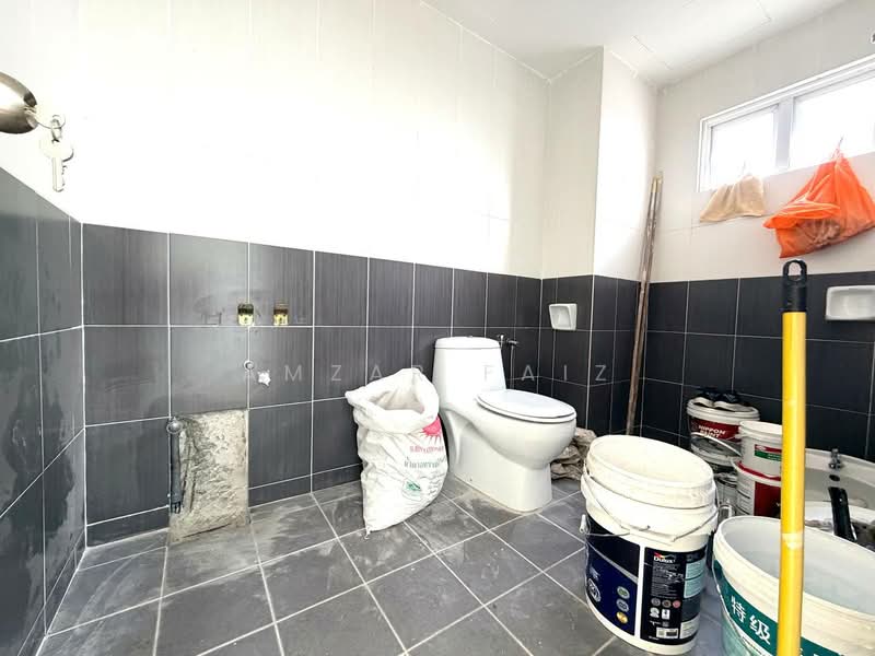 Kondominium untuk Dijual di Kelana Sentral - Amzar Faiz - Bathroom - PropertyGuru.com.my