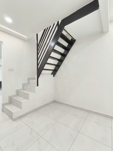 1-storey Terraced House for Sale in Taman Desa Cemerlang (Ulu Tiram) - Han Yong Ang - Interior - PropertyGuru.com.my