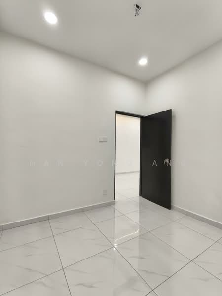 1-storey Terraced House for Sale in Taman Desa Cemerlang (Ulu Tiram) - Han Yong Ang - PropertyGuru.com.my